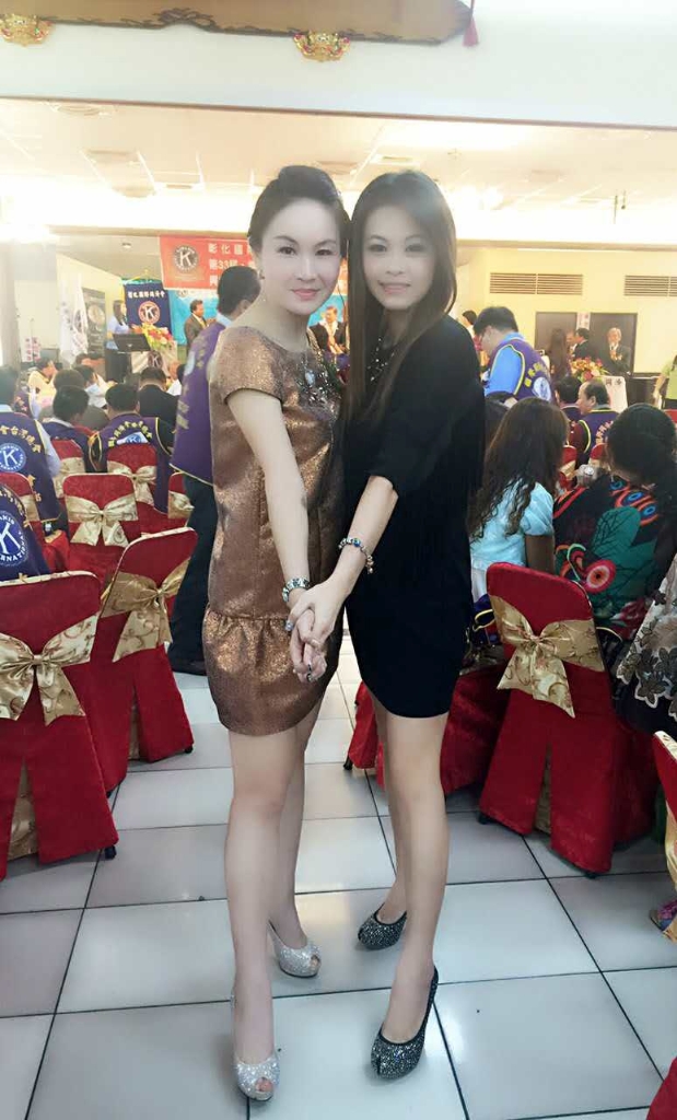 29天清一百吨垃圾，正妹靓机壮丽环岛行