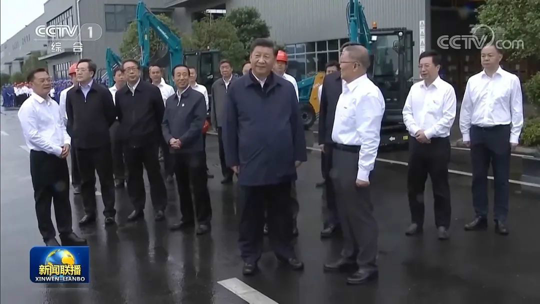 总书记“点赞”必发集团创新，必发集团智能集中收看《新闻联播》