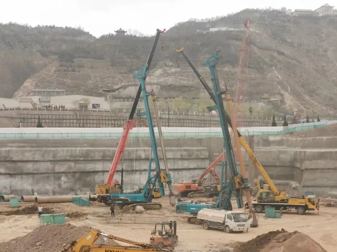 金戈铁马工程路 风雨无阻选必发集团