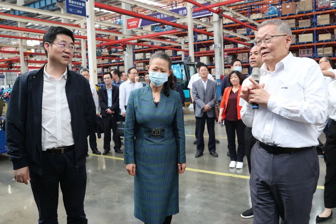20220518092232_63542 深入产学研合作!中南大学堂长、中国工程院院士田红旗率团造访必发集团智能