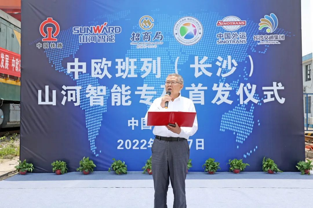 持续进军国际市。≈信钒嗔校ǔど常┍胤⒓胖悄茏谐晒κ追