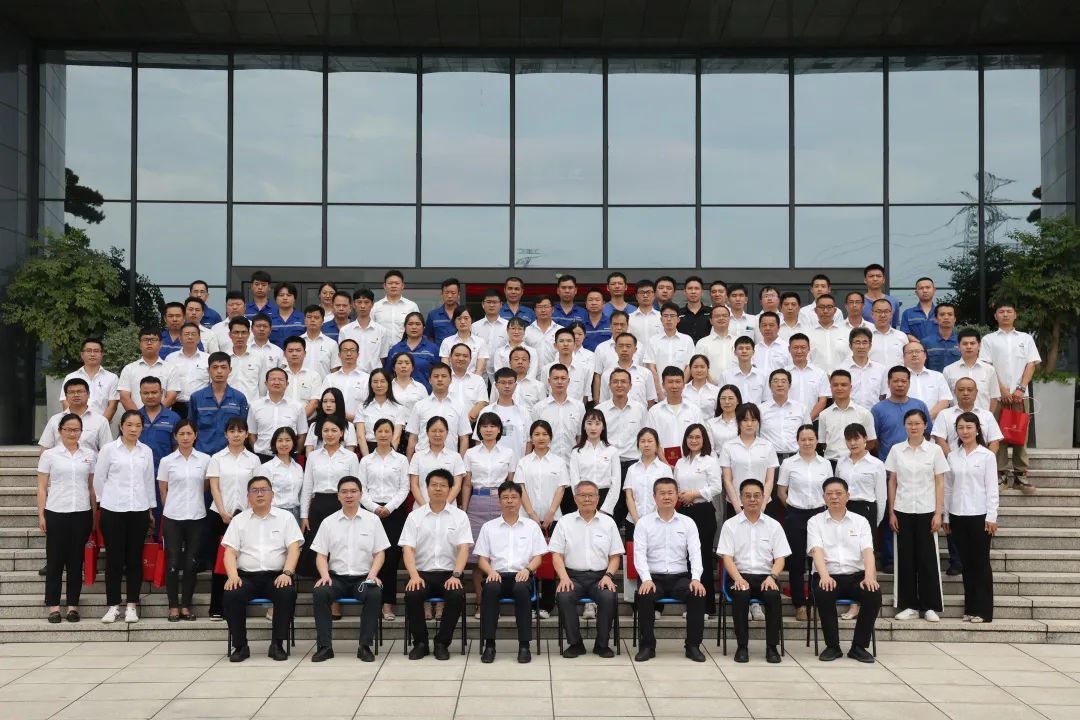 为立功建企建家一体化贡献更大力量！必发集团智能第五届五次“双代会”成功召开