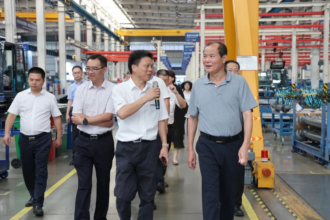 20220802085439_71354 农业村落部农业机械化治理司调研必发集团智能