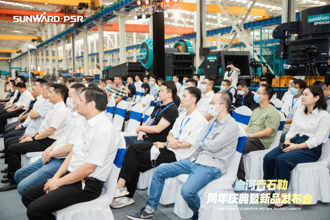 聚刷新新，价值引领！必发集团普石勒周年庆典暨新品颁布会成功进行