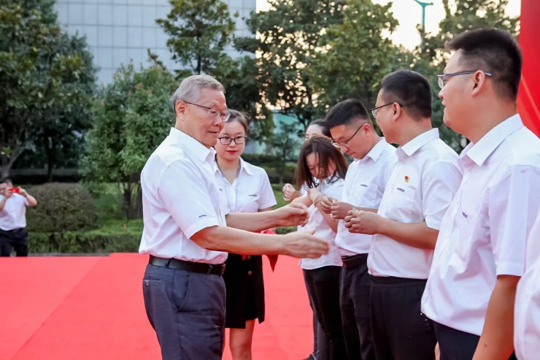 20220930081210_22252 喜迎二十大 携手向将来 | 必发集团智能成立23周年庆祝赞美大会暨趣味活动会隆沉进行