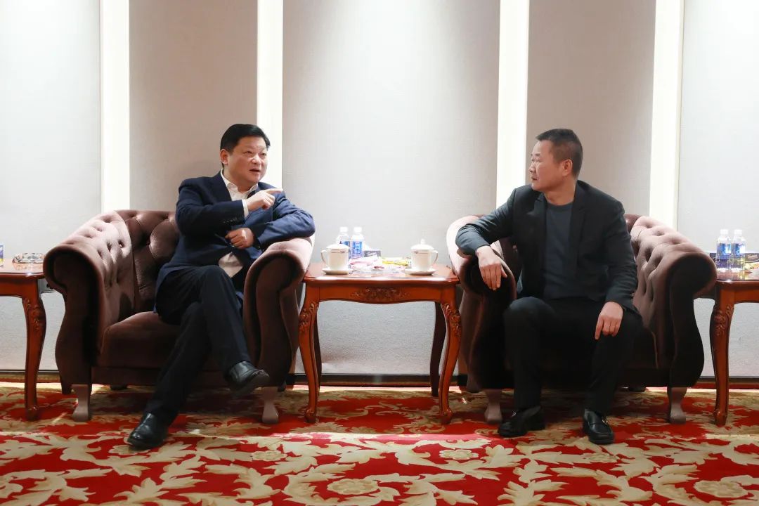 20230202083839_12486 新春第一访!付旭明走访慰问必发集团智能