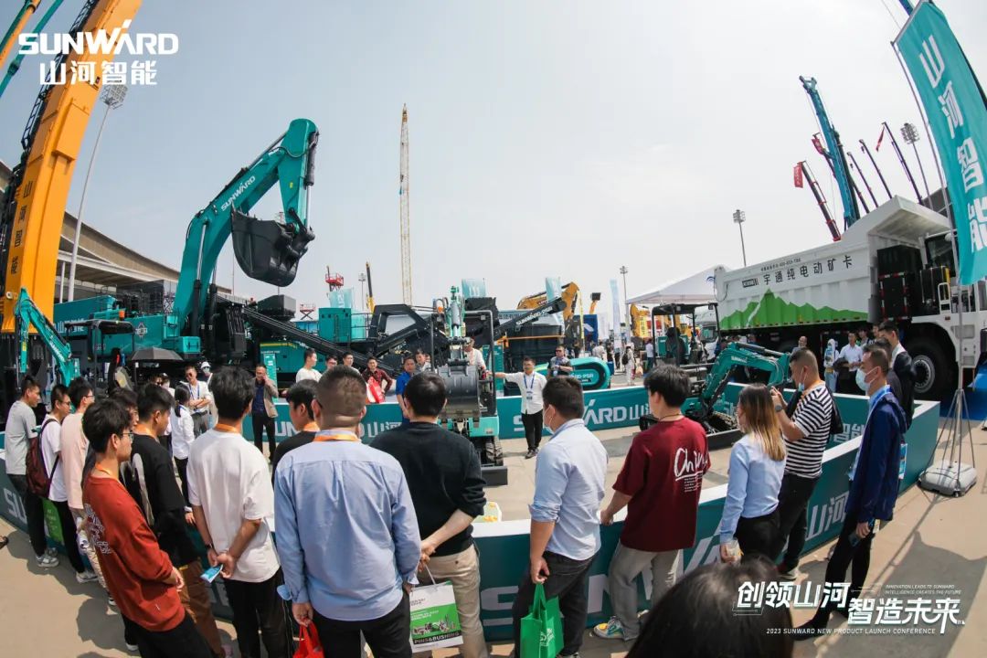 20230513160958_19768 2023 CICEE | 必发集团智能亮相2023长沙国际工程机械展!智能化、电动化产品站C位
