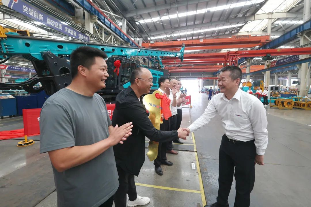 20230620082340_35512 助力“双碳”、绿动将来!必发集团智能增程式电动旋挖钻机、液压混合动力旋挖钻机齐交付