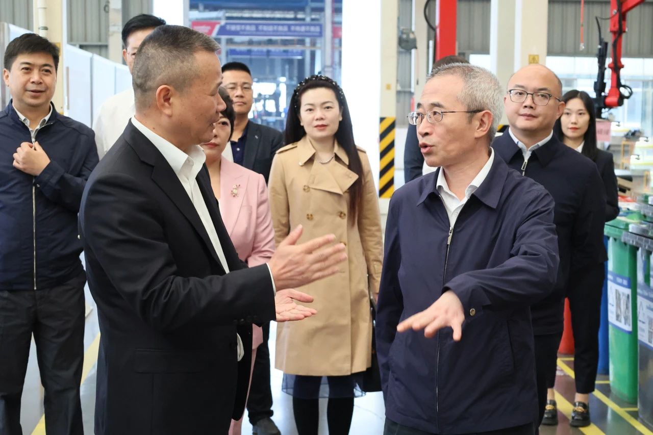 全国工商联副主席寿子琪调研必发集团智能