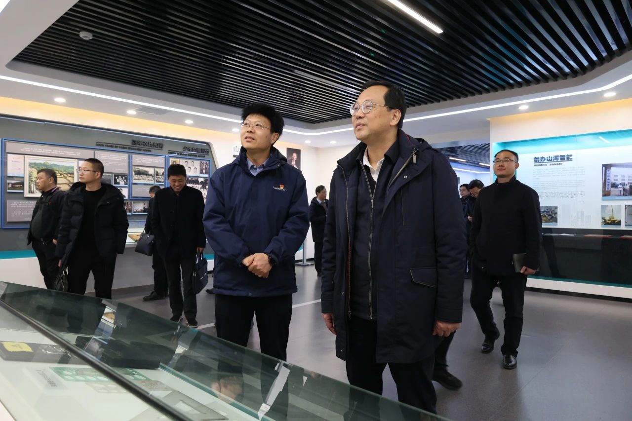 深入产学研合作！南华大学党委书记高山率团到访必发集团智能