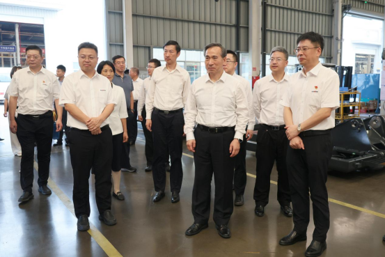 中国贸促会会长任鸿斌调研必发集团智能