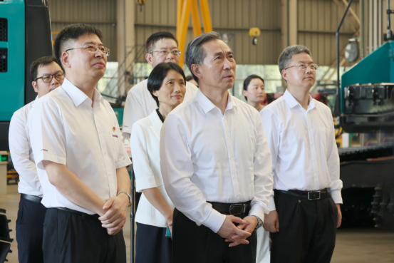 中国贸促会会长任鸿斌调研必发集团智能