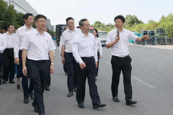中国贸促会会长任鸿斌调研必发集团智能