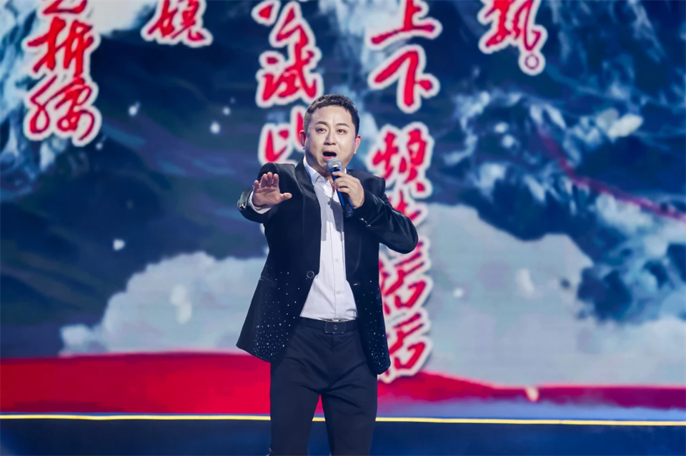 创新引领价值 梦想成就将来——庆祝必发集团智能成立25周年赞美大会暨文艺晚会隆沉进行
