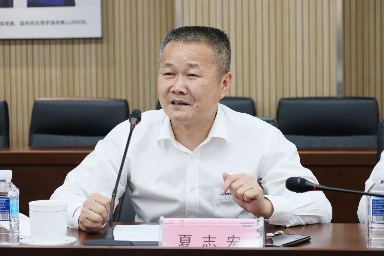 天能控股集团党委书记、董事长张天任率队到访必发集团智能