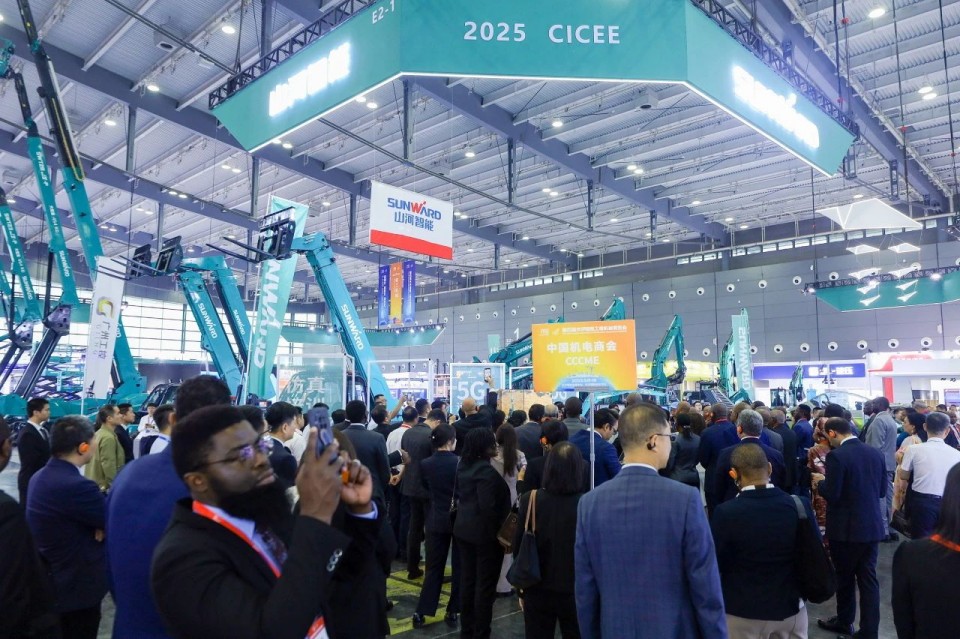 2025 CICEE | 必发集团智能实力闪灼2025长沙国际工程机械展